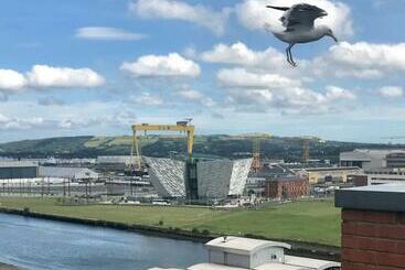 James Clow Bed & Breakfast