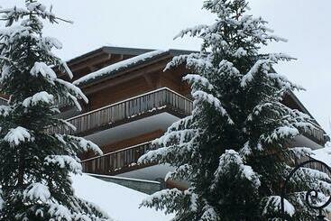 公寓式酒店  Les 4 Elements