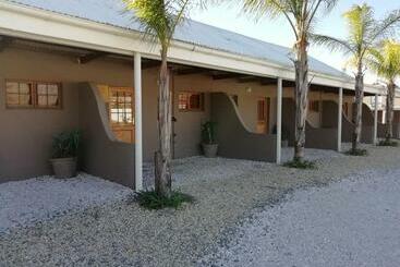 פנסיון Monte Roza Guest House