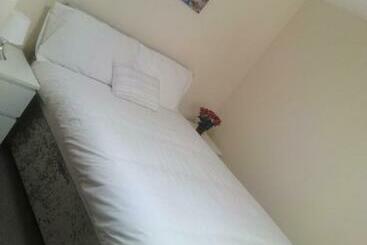 Hostel West Brae Inn