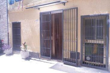 مبيت وإفطار Da Venere