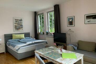 Bed and Breakfast Gleich Neben Dom Und Schloss