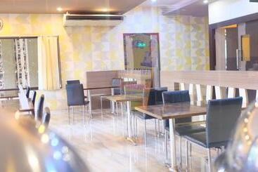 Grand Krakatau Hotel Serang