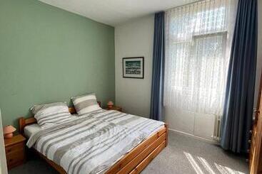 酒店 Hostel Burg Hausen