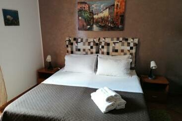 تختخواب و صبحانه A Due Passi Dal Mare