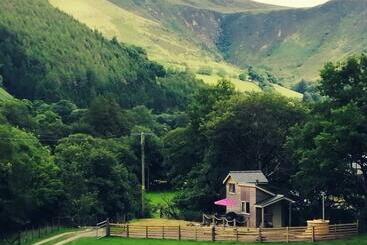 ホテル Ty Nant Cafn