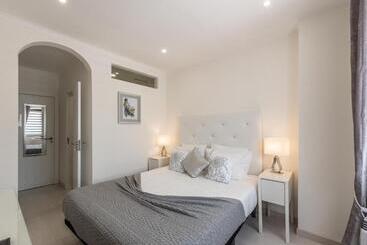 צימר Suites @ Portarade