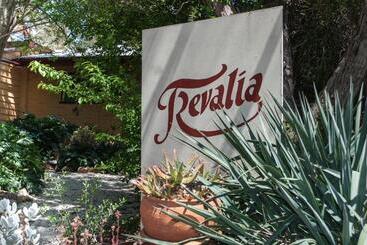 住宿加早餐  Trevalia Accommodation