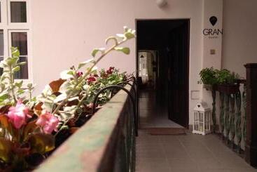 Gran Hostel