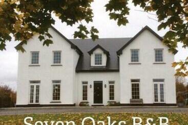 Seven Oaks B&b