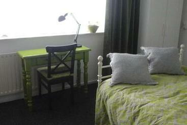 Bed And Breakfast Devijfbees