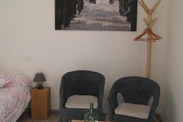 مبيت وإفطار La Longère De Suzanne