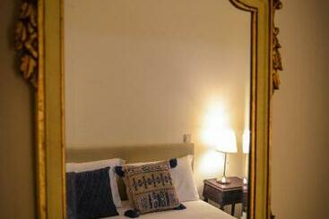 Domvs Gaia Ghouse B&b