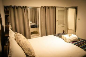 Domvs Gaia Ghouse B&b