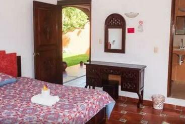هتل Villa Palmeras