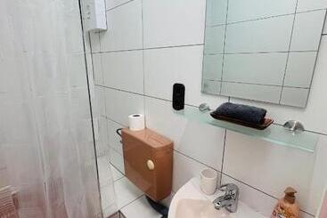 פנסיון Gästezimmer Siminciuc