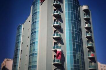 هتل Al Madina Suites Doha