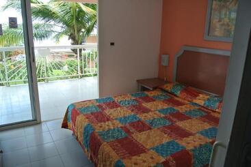 בית מלון כפרי Diamant Beach