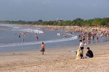 Fourteen Roses Boutique Hotel, Kuta