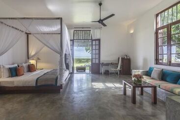 فندق The Frangipani Tree By Edwards Collection