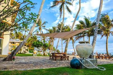 هتل Insight Resort Ahangama   S&s Other Certified