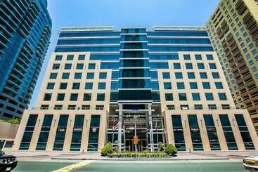 هتل Marina Byblos