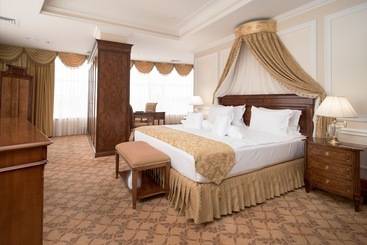 هتل Nobil Luxury Boutique