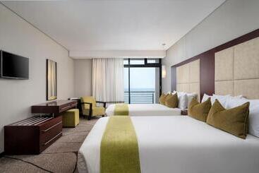 Premier Hotel East London Icc