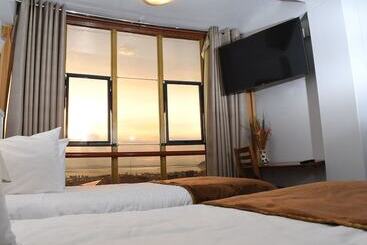 בית מלון כפרי Qalasaya