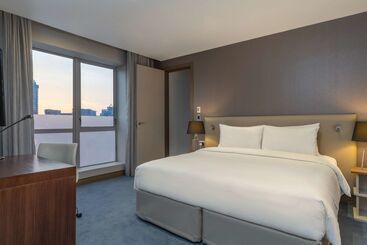 Radisson Blu Gautrain Hotel, Sandton Johannesburg