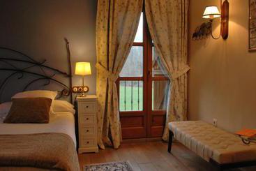 ホテル Selba D'ansils