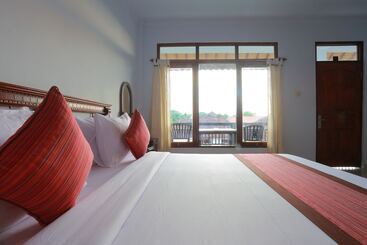 酒店 Warsa S Garden Bungalow And Spa