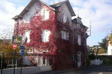 تختخواب و صبحانه La Bergerie