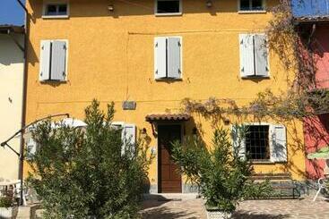 مبيت وإفطار La Casa Tra I Vigneti