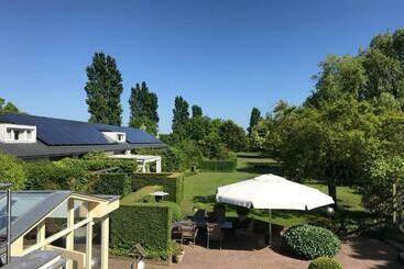 مبيت وإفطار Borneman Buitenhof   Privé Appartement