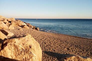 مبيت وإفطار Il Pozzo E Il Melograno