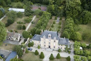 بنسيون Château Rouillon D Allest