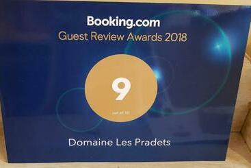 تختخواب و صبحانه Domaine Les Pradets