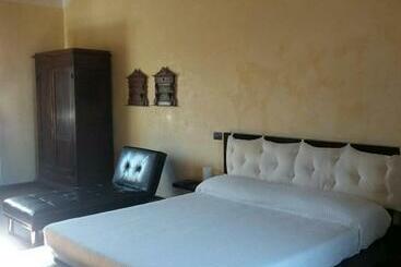 Hotel Farm House Il Fondaco