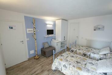 بنسيون Corte Del Lago