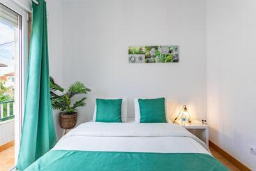 پانسیون Encarnação Home