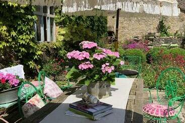 Pytts House Boutique Bed & Breakfast