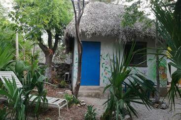 تختخواب و صبحانه Mayan Bungalow Near Chichén