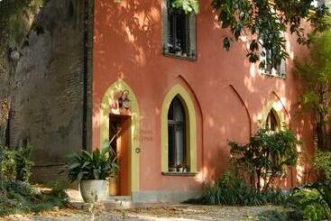 مبيت وإفطار Alle Fronde