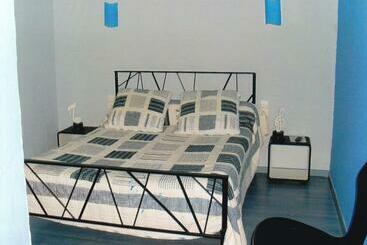 تختخواب و صبحانه Chambre D Hotes A Nérac