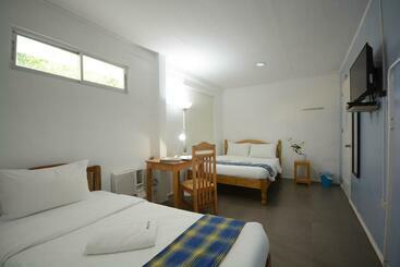 הוסטל Amor S Place