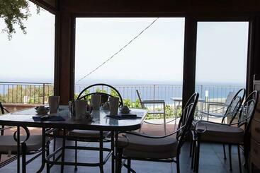 B&b Le Rose Del Tirreno