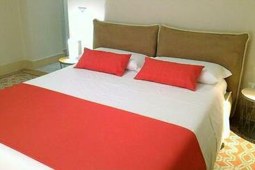 Пансион Casa Isabela Luxury Rooms