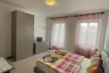 펜션 Ferienwohnungen Sponchie