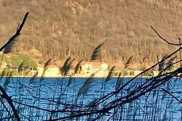 B&b Notte Sul Lago